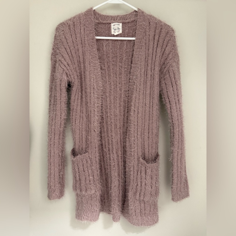 sweater/cardigan